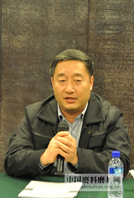 呂鎮山董事長 呂鎮山董事長