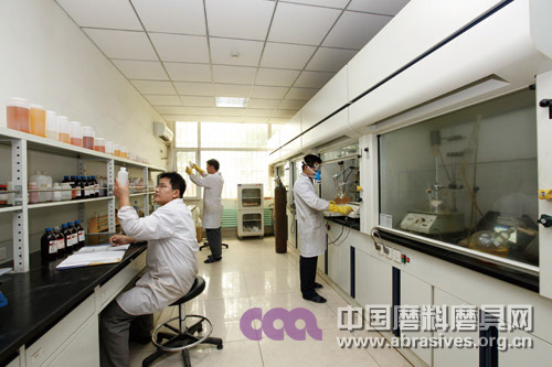 “神八”飛船返回艙防熱材料用上“圣泉·安特?！?></a></div>								</div>							<p class=