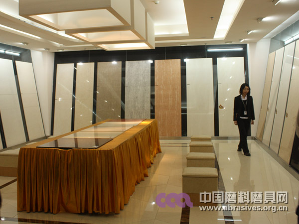 中國磨料磨具行業協會代表佛山參觀交流