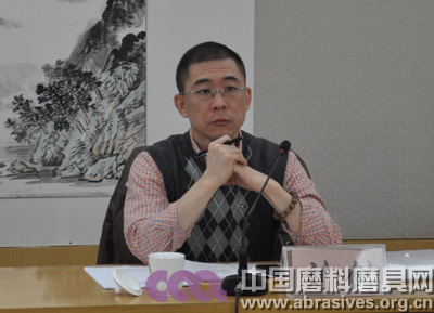 《碳化硅產品出口質量安全手冊》評審鑒定會在鄭州舉行