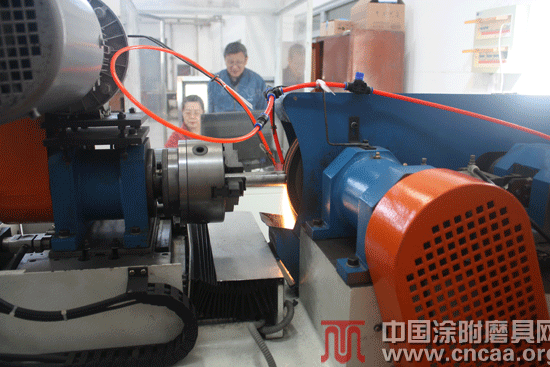 新型砂帶磨削試驗機正式進入試車階段