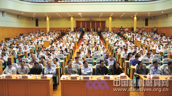 2014年秋季全國磨料磨具行業信息交流暨第六十屆中國剛玉碳化硅交易會在濟南開幕