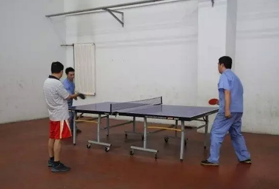 小球轉動的青春—記2015新大新材乒乓球選拔賽