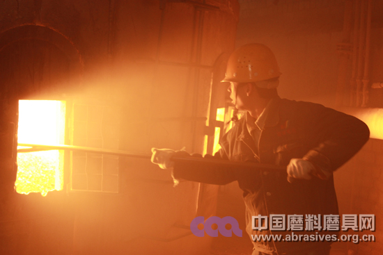 明珠電冶公司多項措施并舉保生產