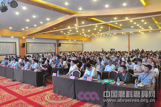 2017年秋季全國磨料磨具行業信息交流暨第六十六屆中國剛玉、碳化硅交易會在鄭州舉行
