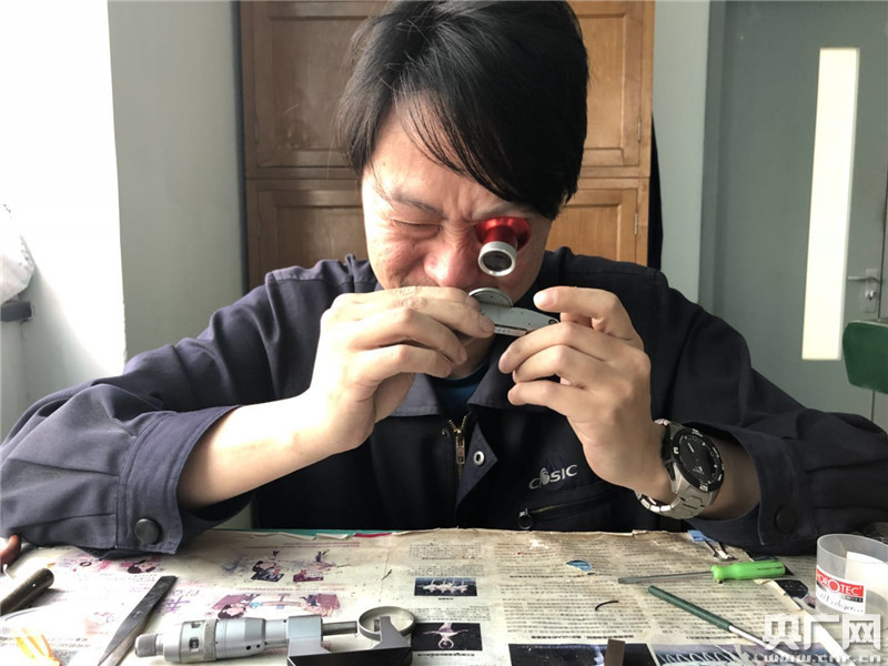 大國工匠航天研磨師葉輝：誤差0.05微米 比智能機器精準(zhǔn)10倍