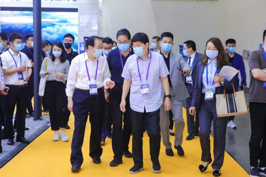 第17屆鄭州工博會盛大開幕，中西部品牌工業大展助力數字化轉型！